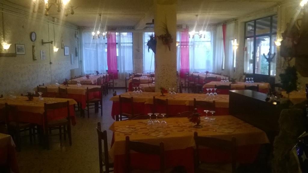 B&B Il Pantanello Рока ди Папа Екстериор снимка