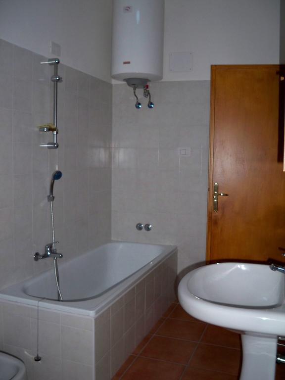 B&B Il Pantanello Рока ди Папа Екстериор снимка